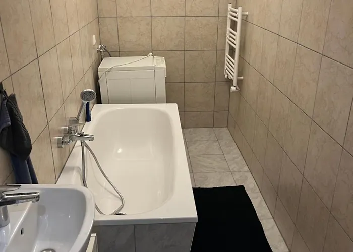 In Fuer 3 Personen * Jeggel